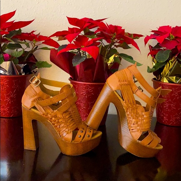 Heals - Picture 4 of 4